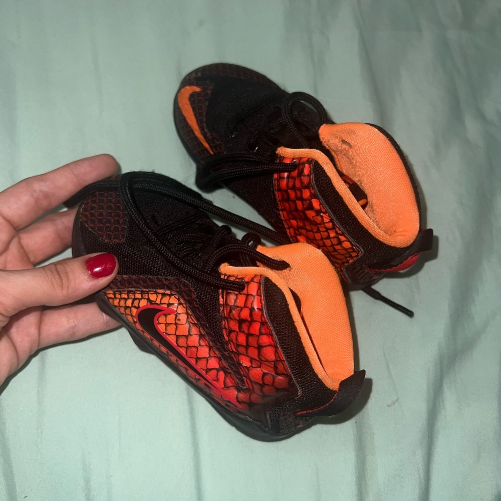 Nike Kids Size 7C